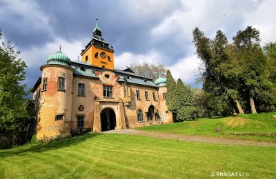 Kasteel te koop Hlavní město Praha, Vooraanzicht