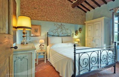 Plattelandswoning te koop Asciano, Toscane, RIF 2992 Schlafzimmer 1