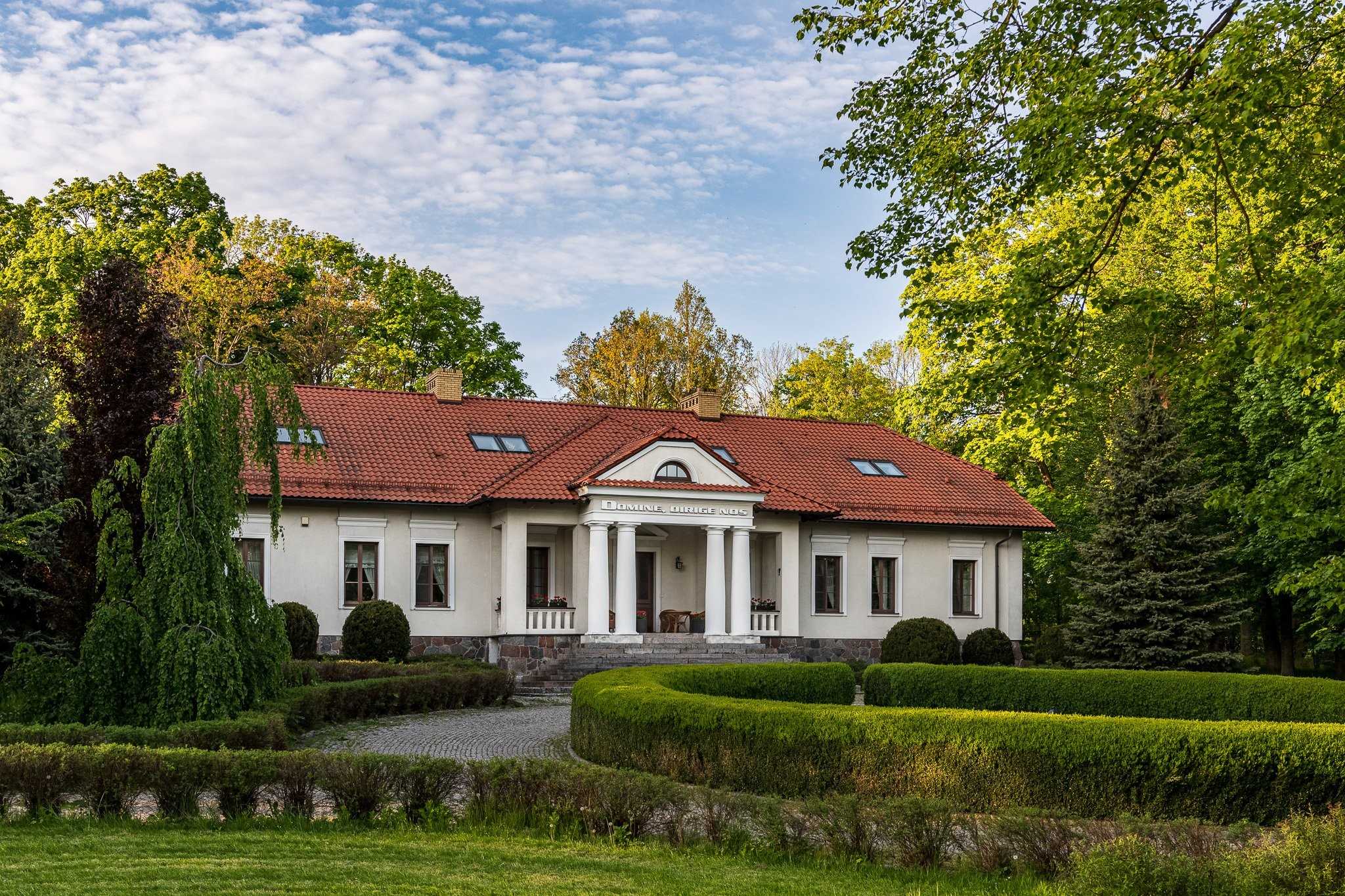 Images Restored country estate near Przedbórz, Lodz Voivodeship