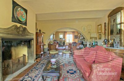 Plattelandswoning te koop Arezzo, Toscane, RIF 2993  weitere Ansicht WB mit Kamin