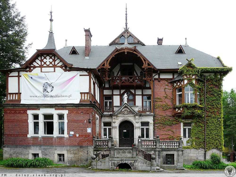 Historische villa te koop Kudowa-Zdrój, Zdrojowa 36, województwo dolnośląskie, Vooraanzicht