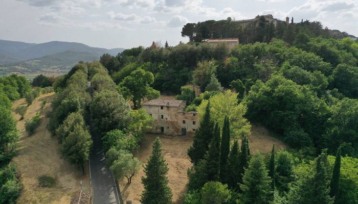 Boerderij te koop Città di Castello, Umbria,  Italië