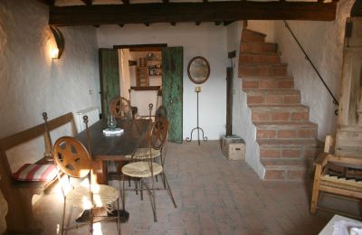 Historische toren te koop Bucine, Toscane, Ingang