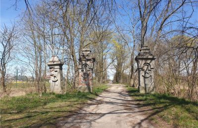 Historisch Park te koop Dębe Wielkie, Ruda, województwo mazowieckie, Toegang