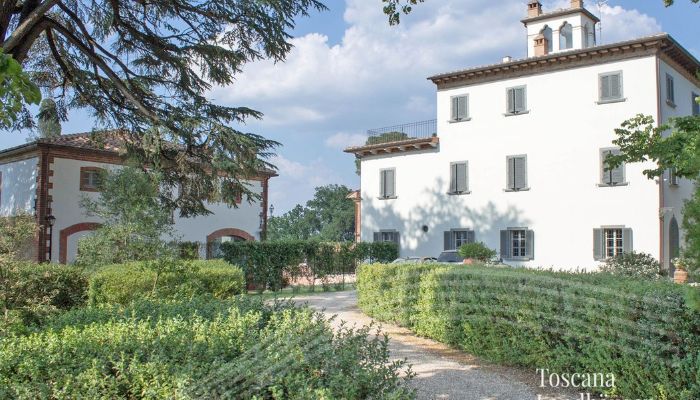 Historische villa te koop Arezzo, Toscane,  Italië