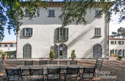 Historische villa te koop Arezzo, Toscane, Vooraanzicht