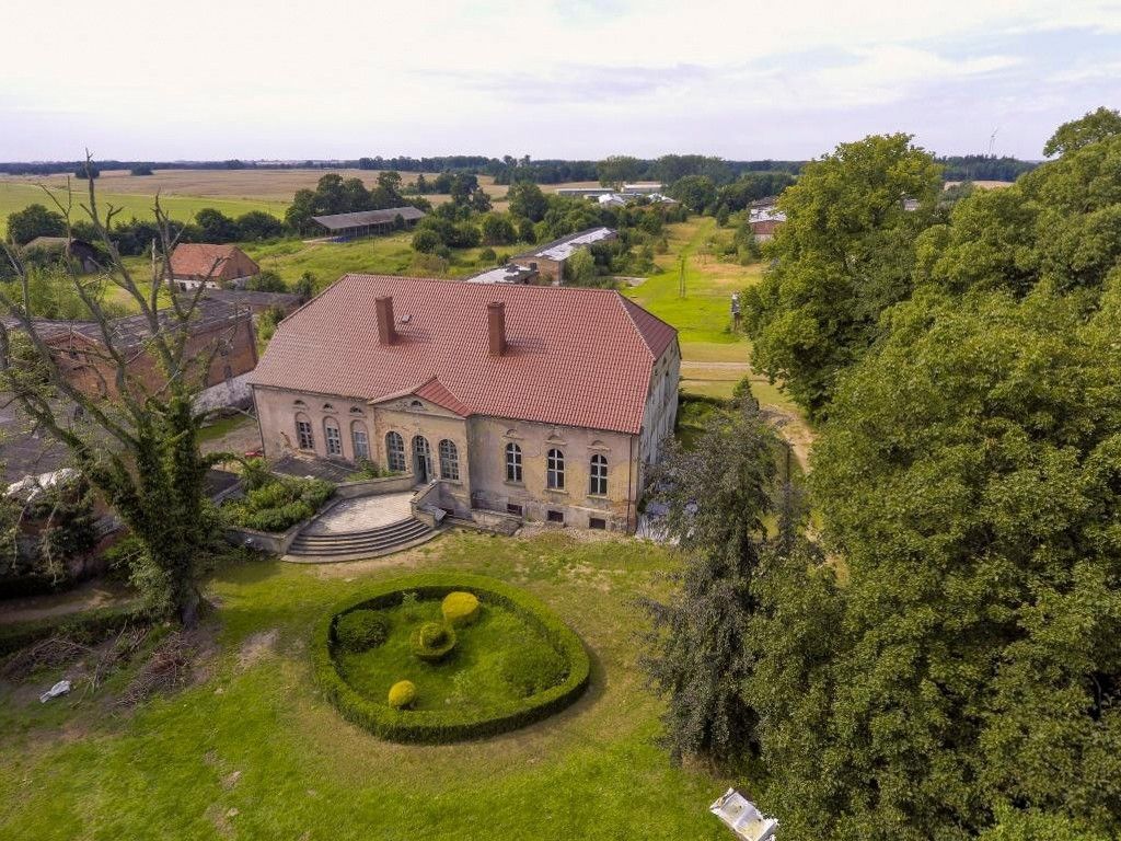 Images Landhuis met land in Przybysław, West-Pommeren