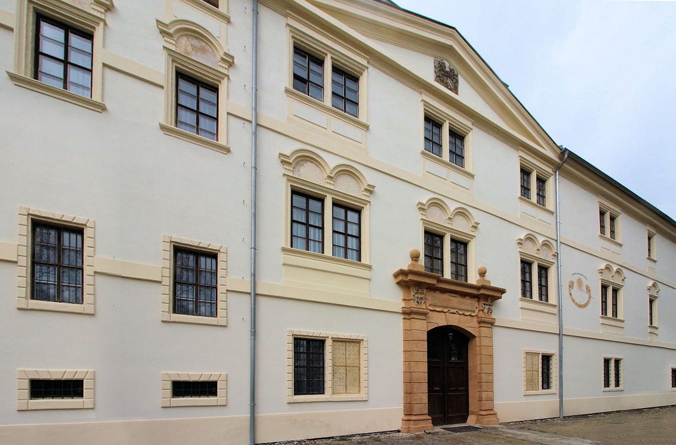 Images Groot kasteel in Tsjechië, 60 km van Praag