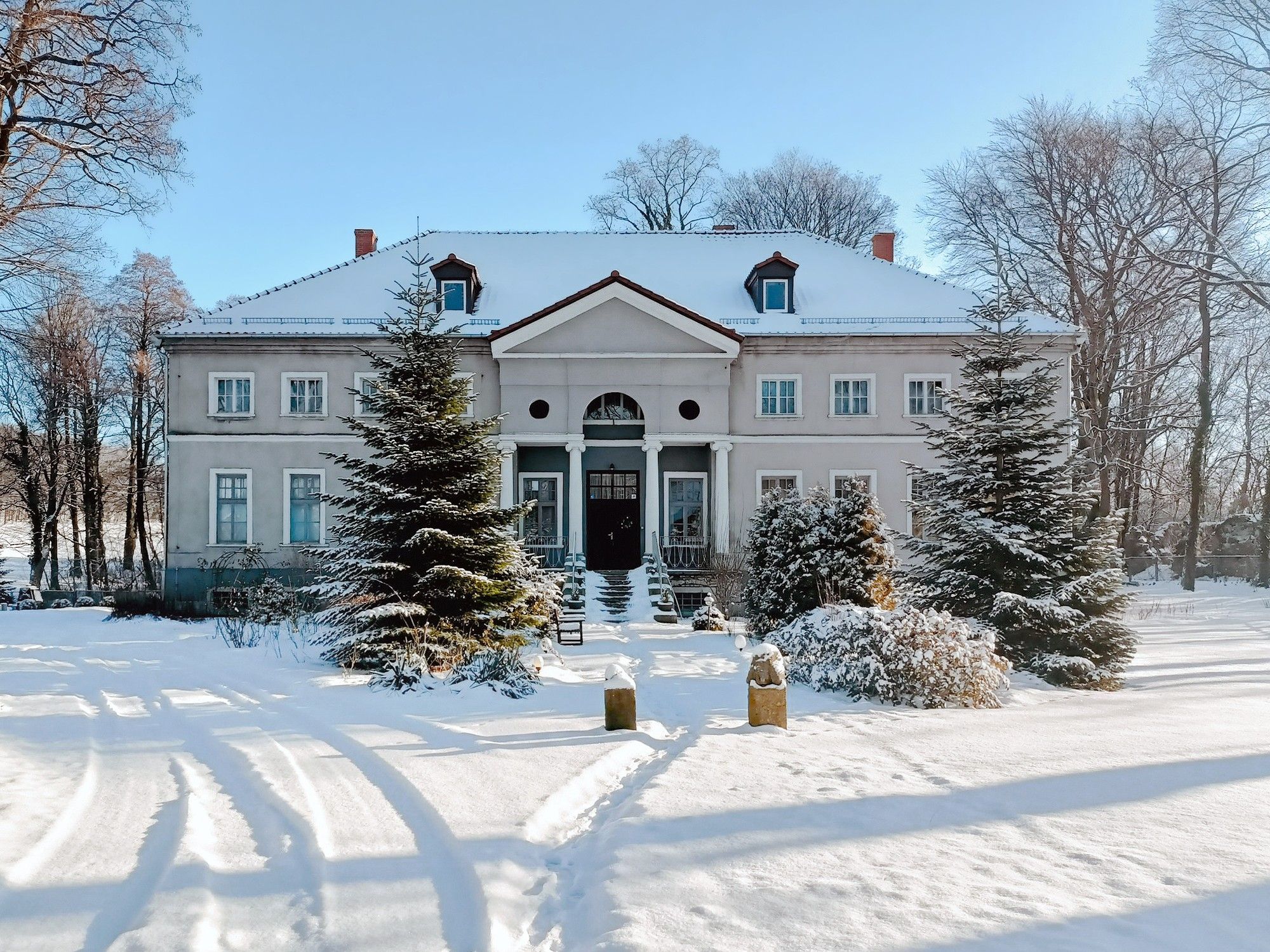 Images Landhuis in Polen bij Görlitz (Duitsland)