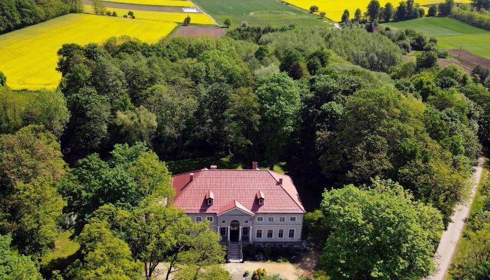 Kasteel Sławnikowice, województwo dolnośląskie