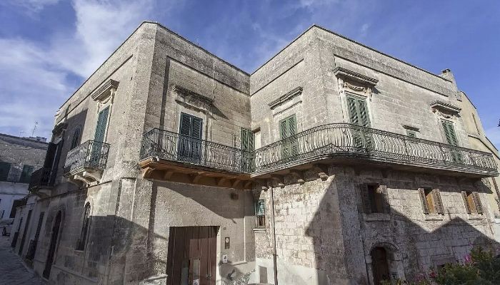 Kasteel te koop Oria, Puglia,  Italië