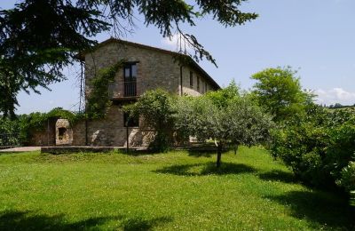 Boerderij te koop Promano, Umbria, Tuin