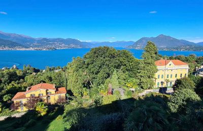 Historische villa te koop 28838 Stresa, Piemonte, Uitzicht 