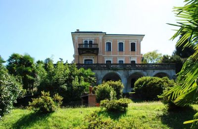 Historische villa te koop 28838 Stresa, Piemonte, Tuin