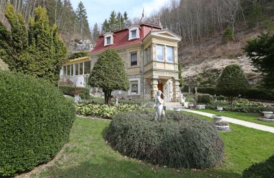 Historische villa te koop 72574 Bad Urach, Baden-Württemberg, Westansicht