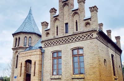 Historische villa te koop Chmielniki, województwo kujawsko-pomorskie, Vooraanzicht