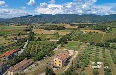 Plattelandswoning te koop Cortona, Toscane, RIF 3085 Haus und Umgebung