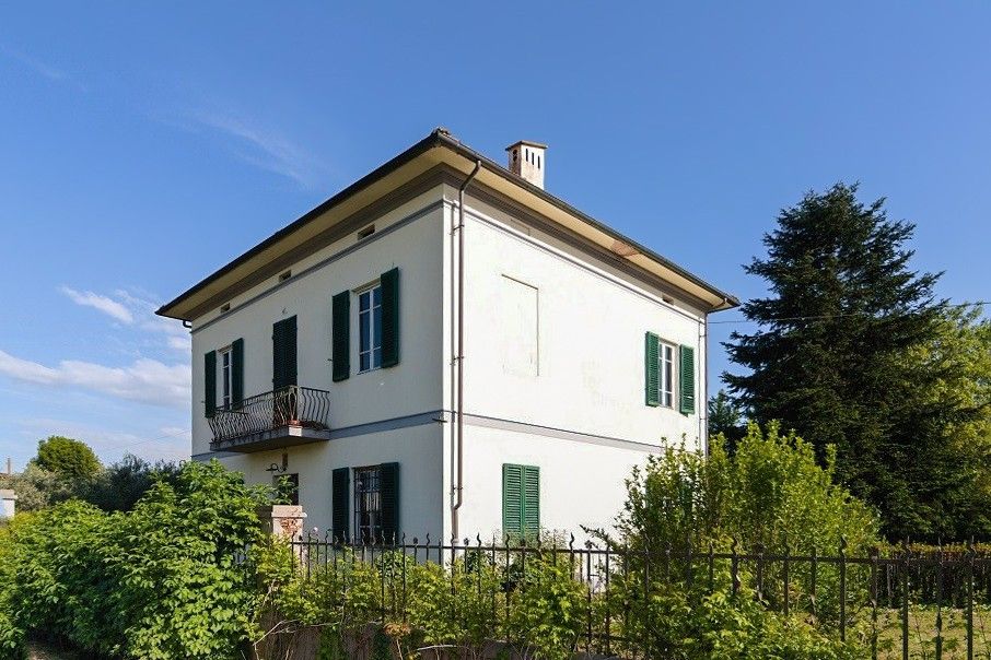 Images Geweldige art nouveau villa met dépendance en zwembad bij Lucca