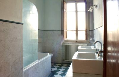 Historische villa te koop Lucca, Toscane, Badkamer