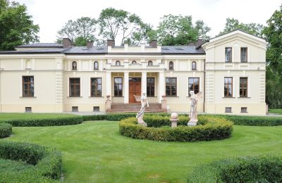 Vastgoed, Klein landhuis met park, bij Łódź