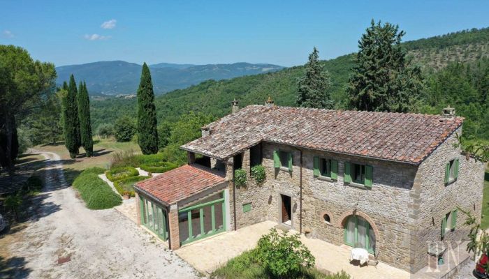 Boerderij te koop 06019 Preggio, Umbria,  Italië