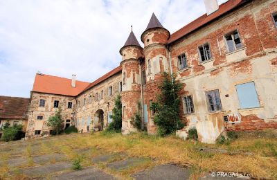 Kasteel te koop Karlovarský kraj, Foto 2/16