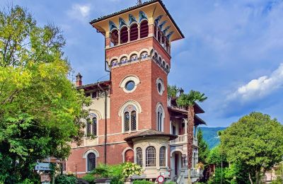 Historische villa te koop 28838 Stresa, Piemonte, Buitenaanzicht