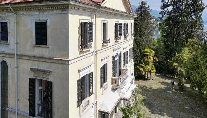 Historische villa Oggebbio 2