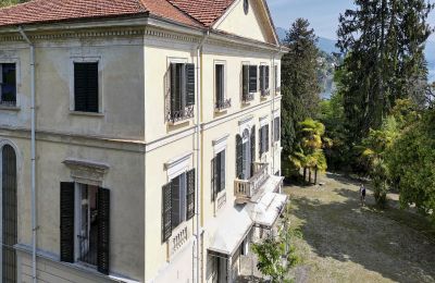 Historische villa te koop 28824 Oggebbio, Piemonte, Zijaanzicht