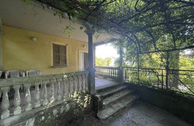 Historische villa te koop 28824 Oggebbio, Piemonte, Terras