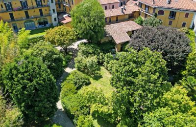 Historische villa te koop Verbano-Cusio-Ossola, Intra, Piemonte, Eigendom