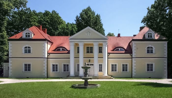 Kasteel te koop Radoszewnica, województwo śląskie,  Polen