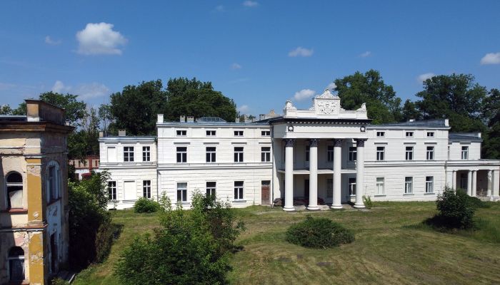 Kasteel te koop Głuchowo, województwo wielkopolskie,  Polen