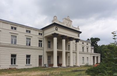 Kasteel te koop Głuchowo, Palac 1, województwo wielkopolskie, Portikus