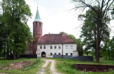 Burcht te koop Karłowice, Zamek w Karłowicach, województwo opolskie, Vooraanzicht