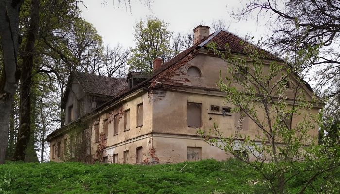 Landhuis Upenieki 1