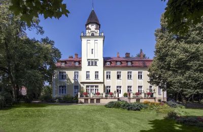 Kasteel te koop Częstochowa, województwo śląskie, Achteraanzicht