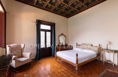 Historische villa te koop Torno, Lombardije, Bedroom