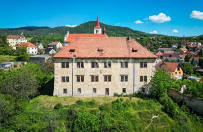 Kasteel te koop Žitenice, Zámek Žitenice, Ústecký kraj, Achteraanzicht