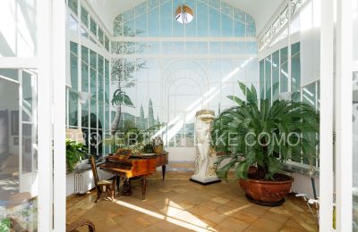 Historische villa te koop Griante, Lombardije, Entrance Hall