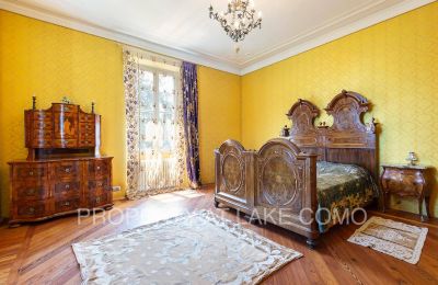 Historische villa te koop Dizzasco, Lombardije, Slaapkamer