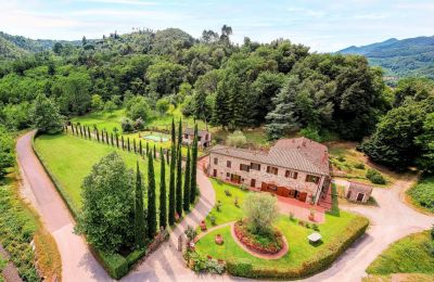 Plattelandswoning te koop Lucca, Toscane, Dronefoto