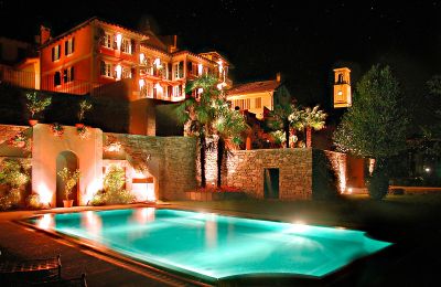 Vastgoed, Boetiekhotel in een historische villa met adembenemend uitzicht op het meer