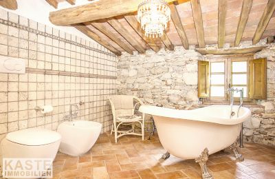 Plattelandswoning te koop Pescaglia, Toscane, Badkamer