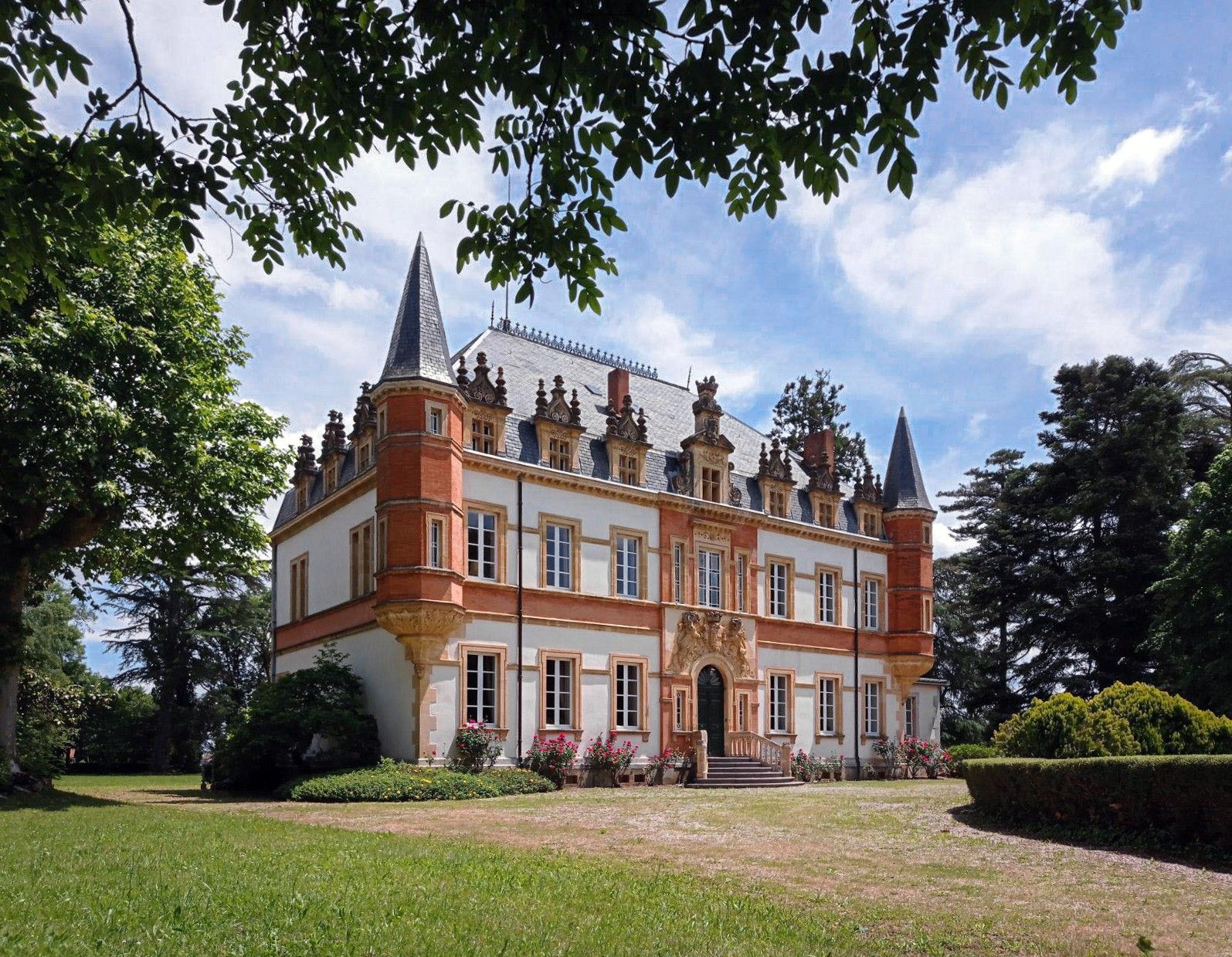 Images Prachtig kasteel in het zuiden van Frankrijk, regio Haute-Garonne