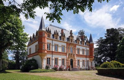 Kasteel te koop Saint-Bertrand-de-Comminges, Occitanie, Buitenaanzicht