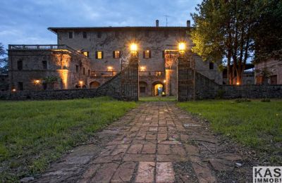 Landhuis te koop Buonconvento, Toscane, Toegang