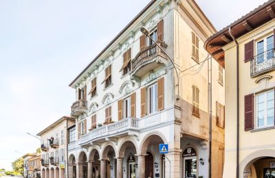 Historische villa 28040 Lesa, Piemonte