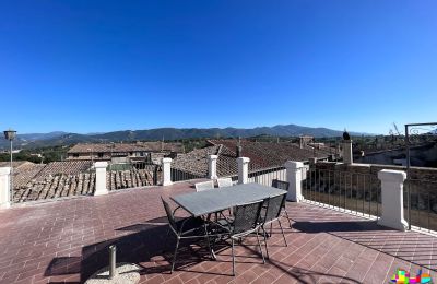 Vastgoed, Historisch huis bij Terni met panoramisch dakterras