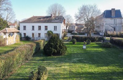 Kasteel te koop Villevaudé, Île-de-France, Bijgebouw